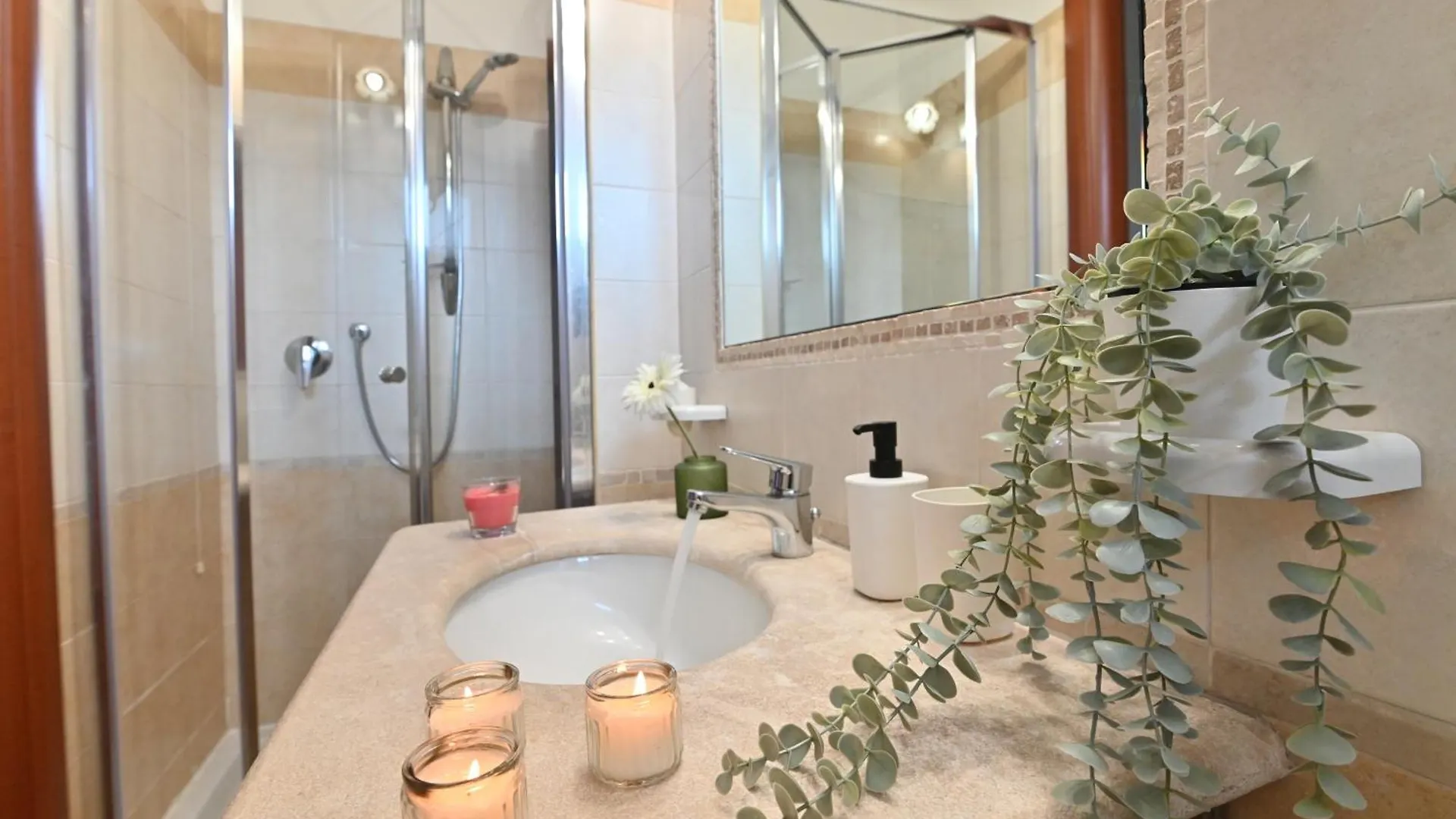 IzzHome Flamingo Pula